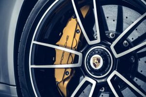 2021-Porsche-911-Turbo-S-21