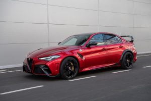 Alfa-Romeo-Giulia-GTA-GTAm-4-1