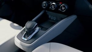 Renault-ZOE-Riviera-Limited-Edition-03