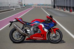 200309_2020_HONDA_FIREBLADE_CBR1000RR-R_CBR1000RR-R_SP