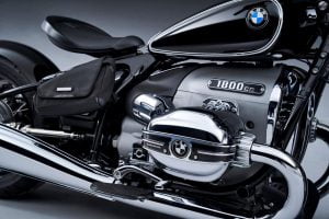 2020-BMW-R-18-59