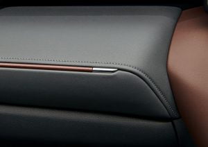 2020-Toyota-Harrier-JDM-spec-15