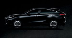 2020-Toyota-Harrier-JDM-spec-7