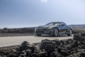 2021-Lexus-LC-500h-008