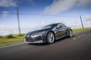 2021-Lexus-LC-500h-013