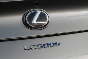 2021-Lexus-LC-500h-016