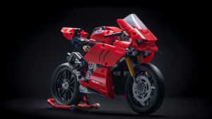 Ducati-Panigale-V4-R-Lego-6