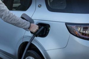 LR_DS_20MY_PHEV_220420_08