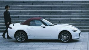 Mazda-MX-5-100th-Anniversary-edition-21