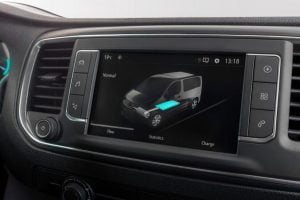 Opel-Vivaro-e-511699_1