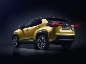 toyota-new-yaris-cross-rear-left