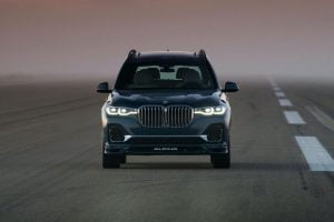 2021-BMW-Alpina-XB7-20