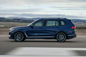 2021-BMW-Alpina-XB7-4