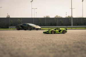 Lego-Technic-Lamborghini-Sian-7