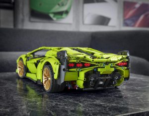 Lego-Technic-Lamborghini-Sian-72