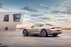 2021-Bentley-Continental-GT-Mulliner-02 (1)