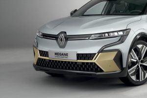 30_STUDIO_PICTURES_RENAULT_MEGANE_E-TECH_ELECTRIQUE_REVEAL_EMBARGO_SEPTEMBER_6_09.05_am_PARIS_TIME