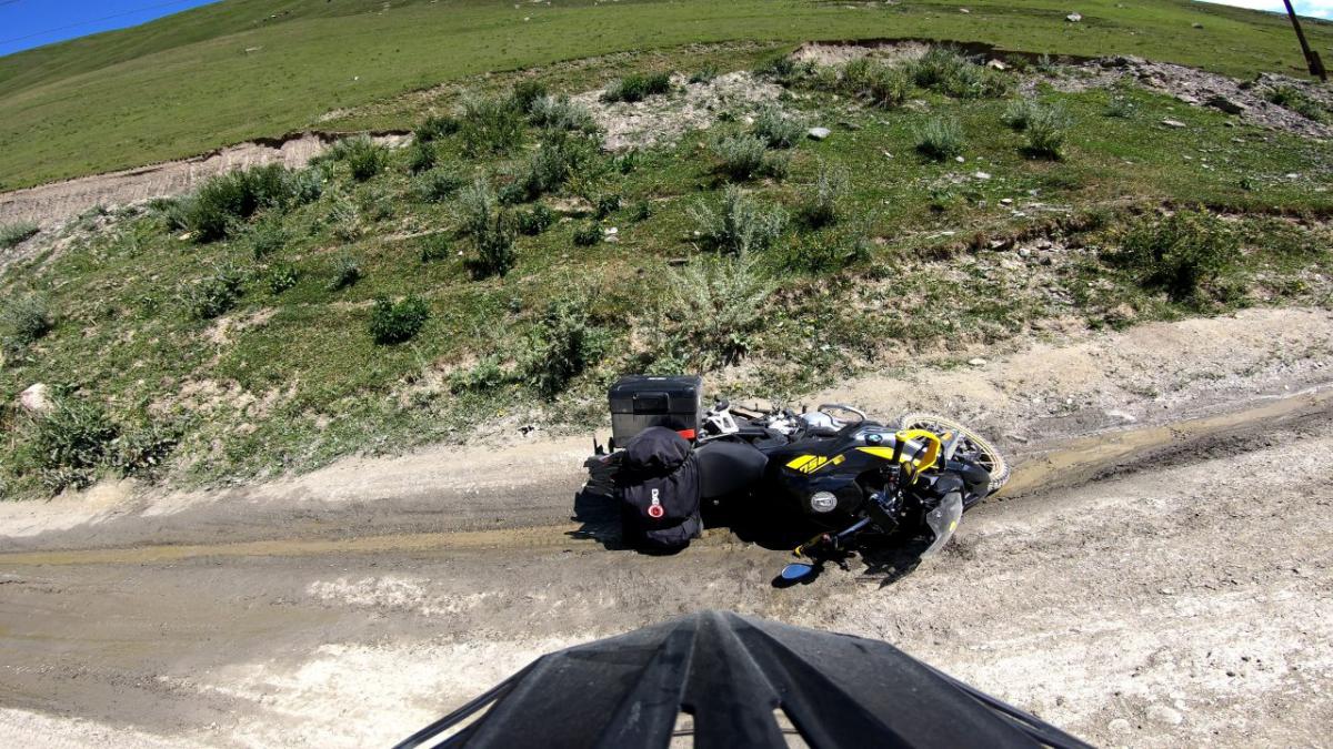  /></a> <img data-lazyloaded=