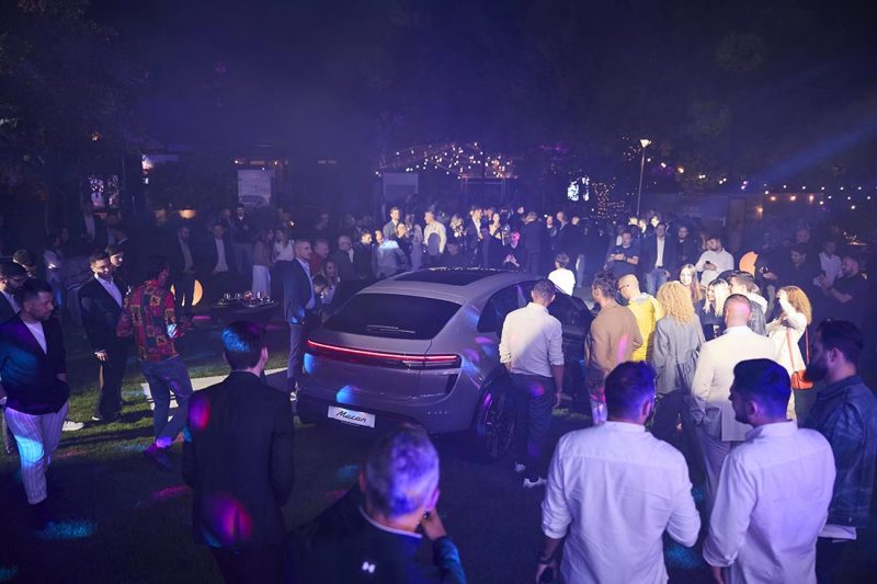 Porsche Macan Electric