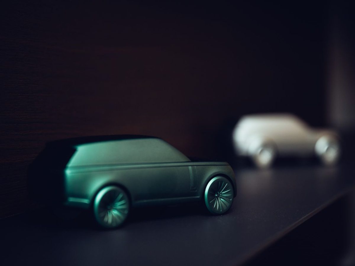 Range Rover redefinește luxul